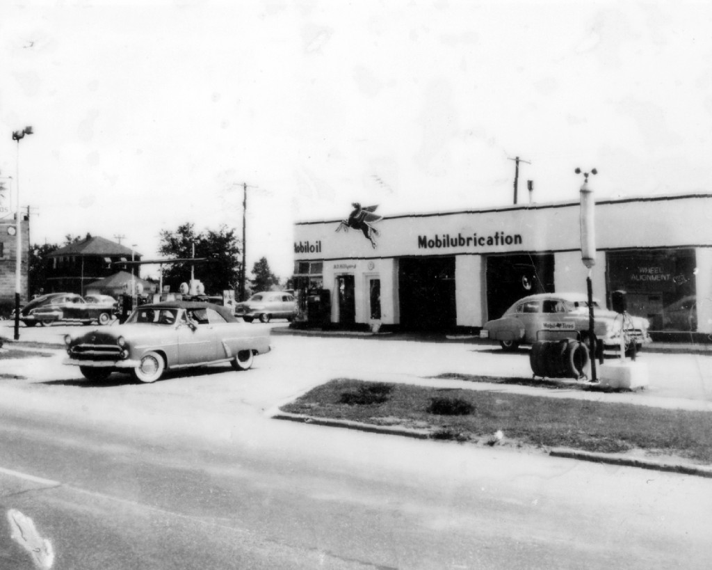 Bud use to own Hillyard’s Mobile service station at Winifed and E. Michigan Avenue.