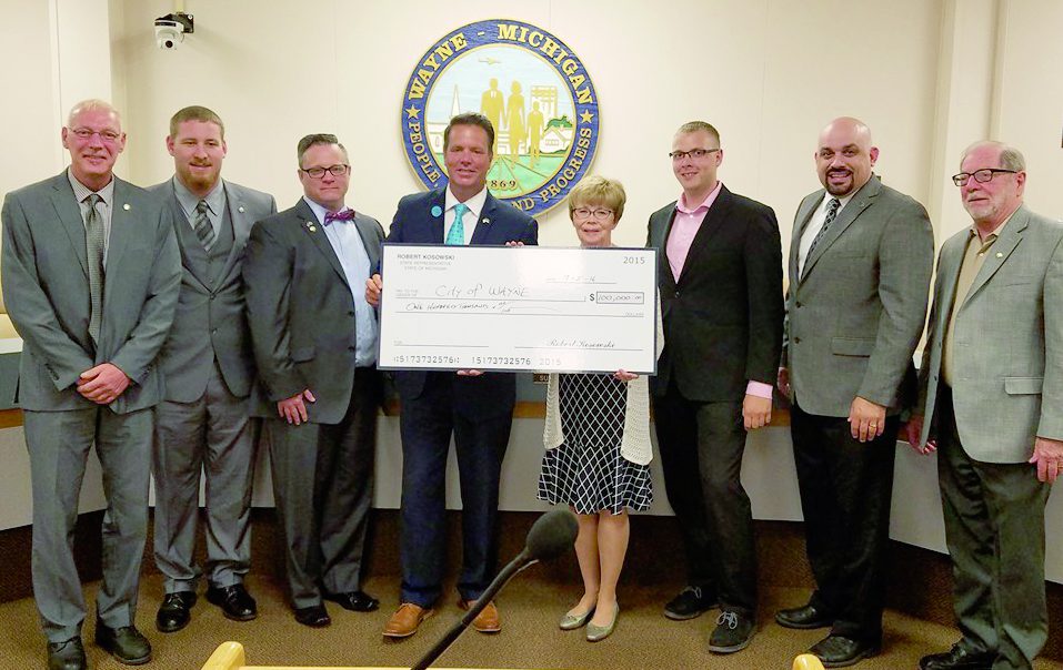 Councilmembers Anthony Miller, Richard Sutton IV, Christopher Sanders, Representative Robert L. Kosowski, Mayor Susan Rowe, Councilmembers Ryan Gabriel, John Rhaesa and Thomas Porter